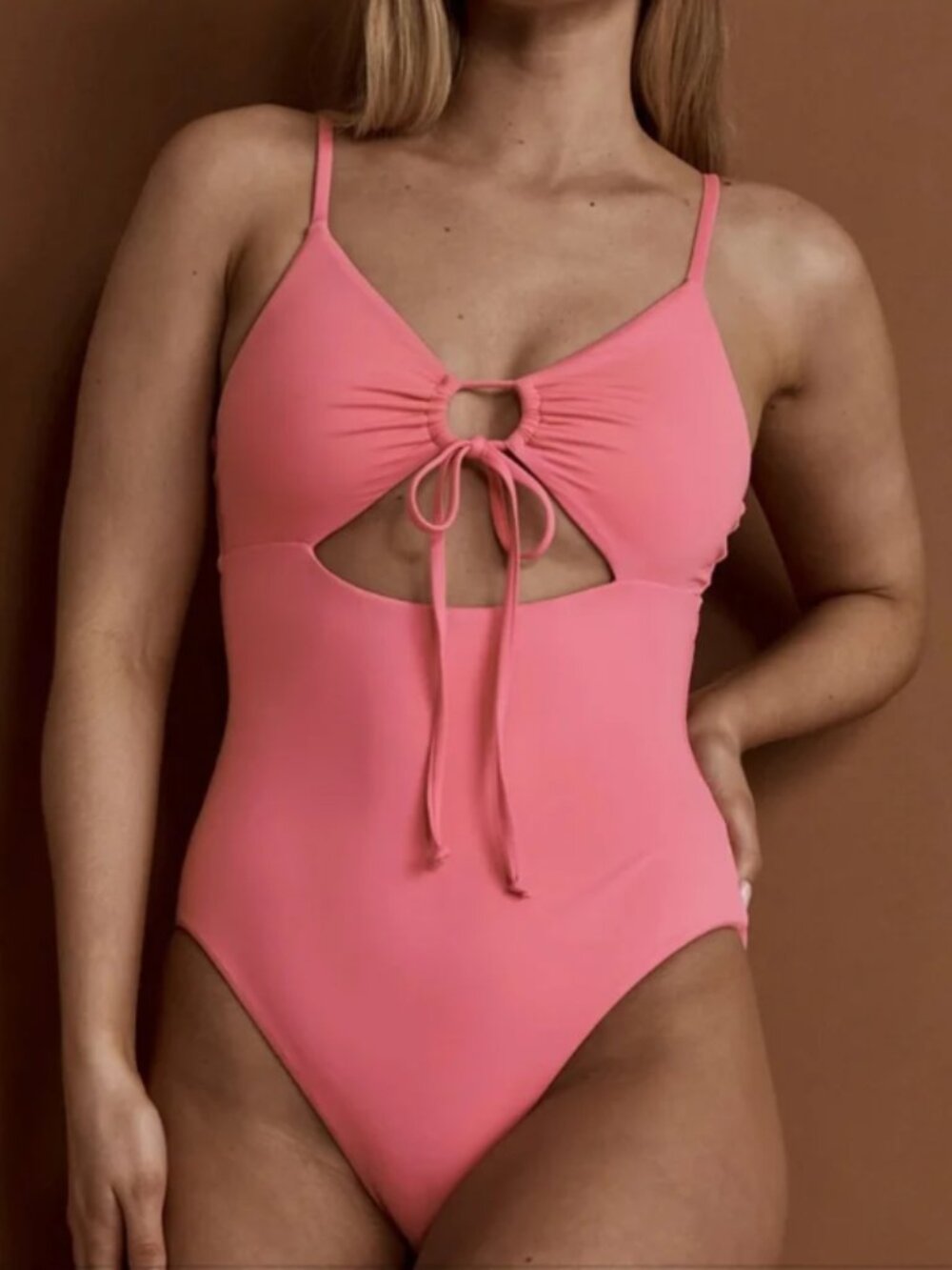 NWT size MED Dippin' Daisy's NOVA Luxe Fabric Bubblegum Pink Cut Out One-Piece